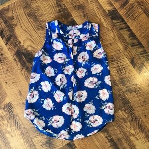 Daniel Rainn sleeveless blouse